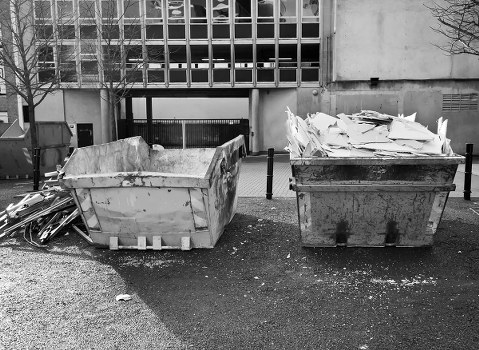 Construction site with organized waste clearance